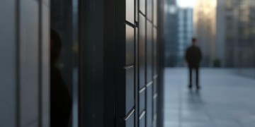 保利物业保安外包了吗？